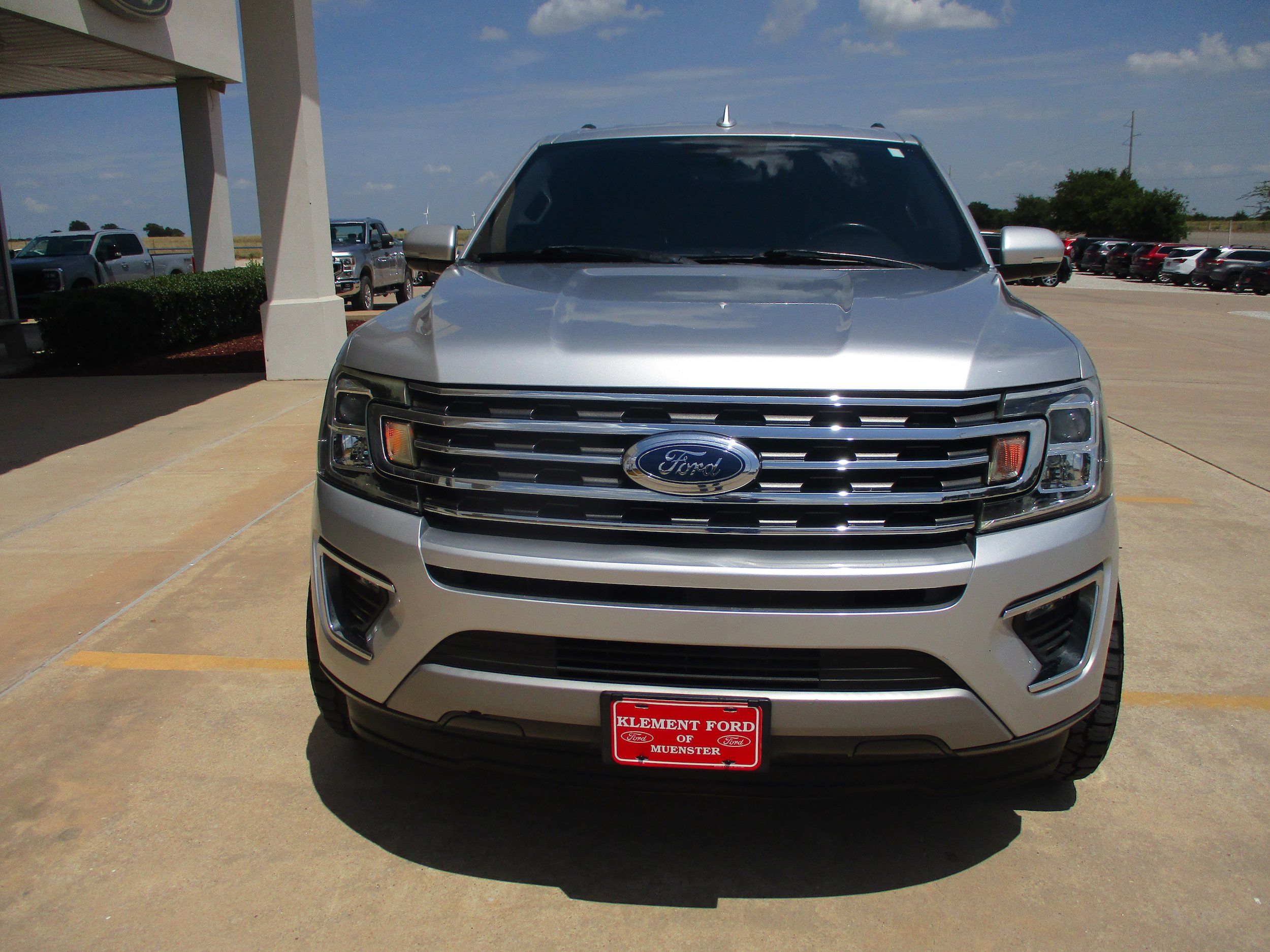 Used 2019 Ford Expedition XLT w/ Equipment Group 202A RWD image 13