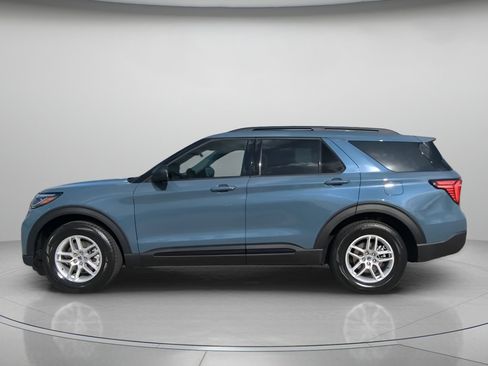 New 2026 Ford Explorer Active image 17