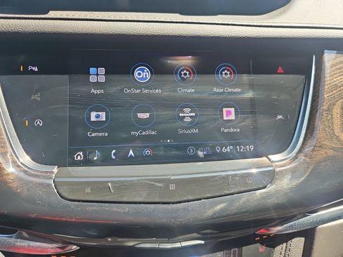 Used 2020 Cadillac XT6 Premium Luxury AWD/4WD image 36