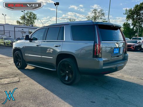 Used 2020 Cadillac Escalade Luxury AWD/4WD image 5