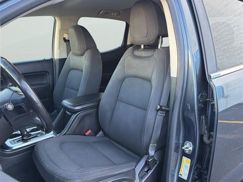 Used 2019 Chevrolet Colorado LT w/ LT Convenience Package AWD/4WD image 13
