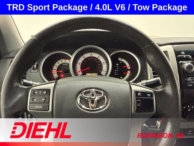 Used 2012 Toyota Tacoma 4x4 Access Cab V6 w/ TRD Sport Pkg image 22