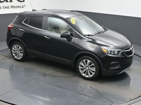 Used 2020 Buick Encore Preferred w/ Safety Package FWD image 37