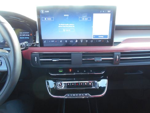 Used 2026 Lincoln Corsair Grand Touring AWD/4WD image 15