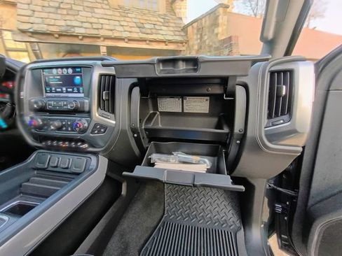 Used 2018 Chevrolet Silverado 2500 LTZ w/ Duramax Plus Package image 61