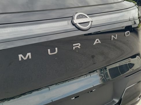 Certified 2025 Nissan Murano SV FWD image 9
