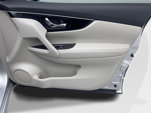 Used 2019 Nissan Rogue Sport SL w/ Premium Package image 48