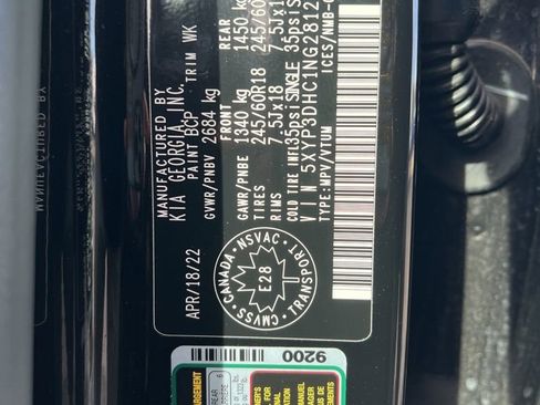 Used 2022 Kia Telluride EX image 11