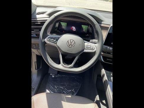 New 2026 Volkswagen Atlas SEL AWD/4WD image 8