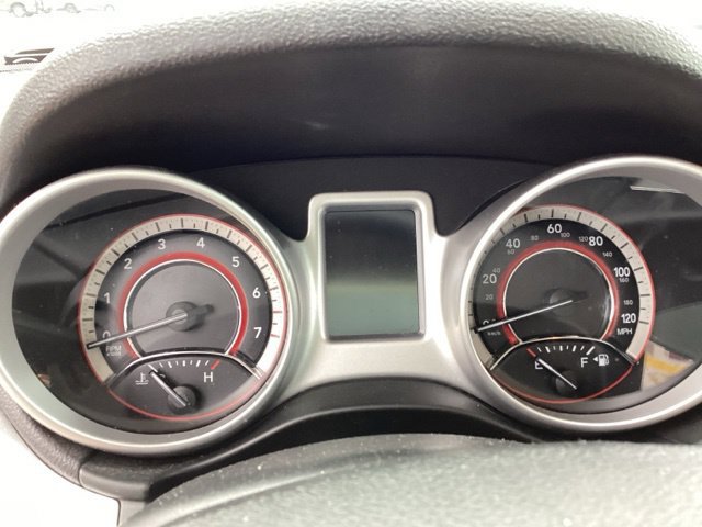 Used 2018 Dodge Journey SE w/ Connectivity Group FWD image 28