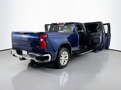 Used 2020 Chevrolet Silverado 1500 LTZ w/ LTZ Premium Package image 25