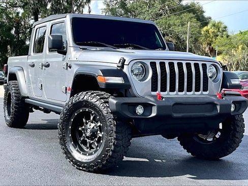 Used 2020 Jeep Gladiator Sport w/ Quick Order Package 24S AWD/4WD image 2