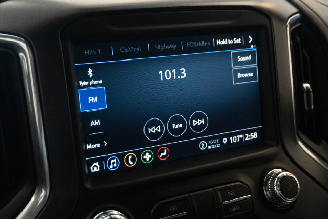 Used 2022 GMC Sierra 2500 AT4 AWD/4WD image 5