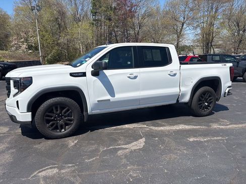 Used 2025 GMC Sierra 1500 Elevation AWD/4WD image 3