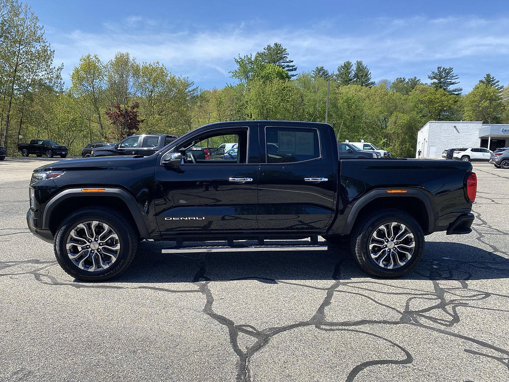 Used 2023 GMC Canyon Denali AWD/4WD image 5