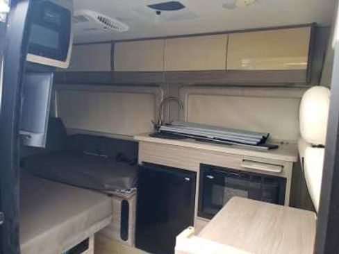 Used 2021 RAM ProMaster 3500 w/ Convenience Group FWD image 9