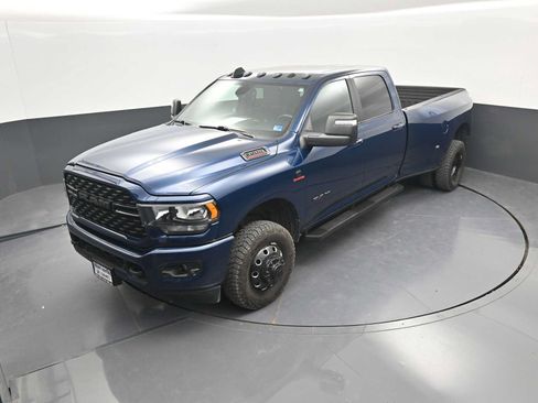 Used 2024 RAM 3500 Big Horn w/ Night Edition AWD/4WD image 12