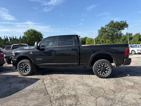 Used 2025 RAM 2500 Limited AWD/4WD image 5