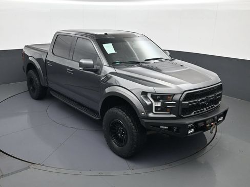 Used 2018 Ford F150 Raptor w/ Equipment Group 802A Luxury AWD/4WD image 16