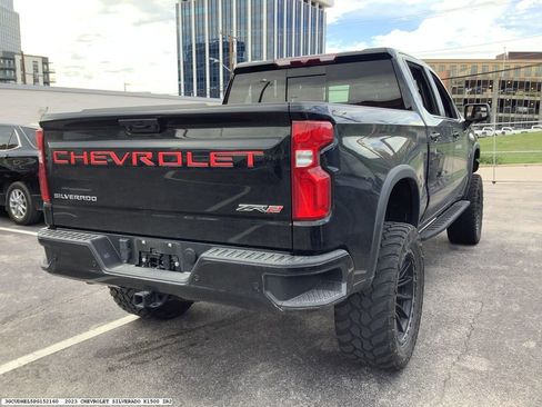 Used 2023 Chevrolet Silverado 1500 ZR2 image 5