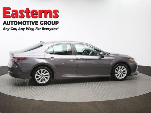 Used 2023 Toyota Camry LE image 42