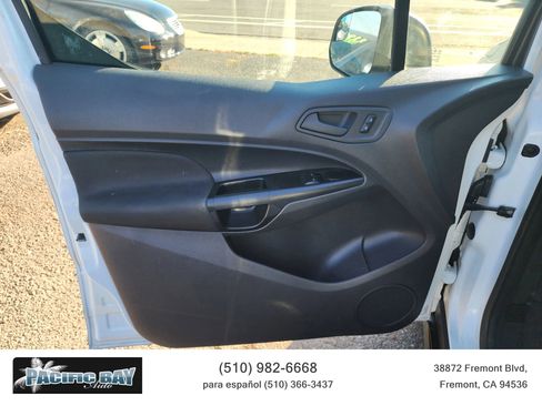 Used 2017 Ford Transit Connect XL image 15
