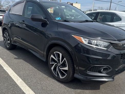Used 2019 Honda HR-V Sport image 4