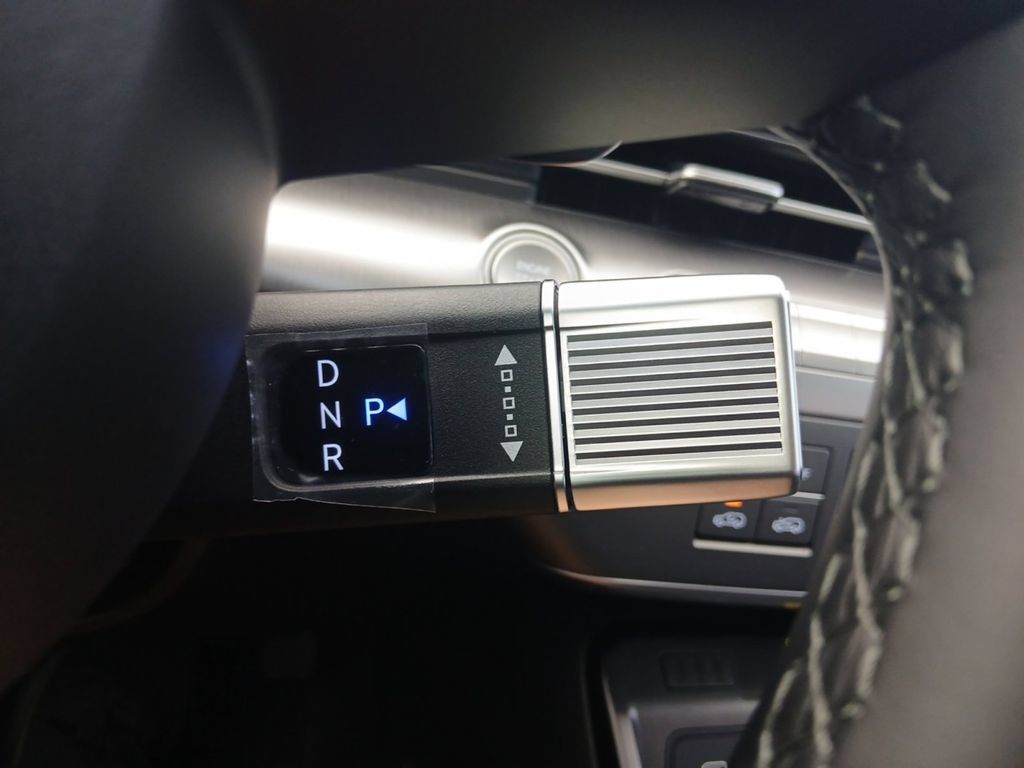 New 2026 Hyundai Kona Limited FWD image 19