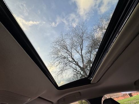 New 2026 Nissan Sentra SR w/ SR Premium Package image 15