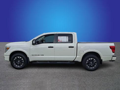 Used 2019 Nissan Titan PRO-4X w/ Pro-4x Convenience Package image 7
