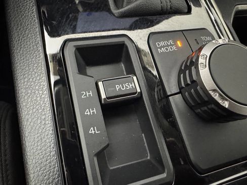 Used 2023 Toyota Tundra SR5 w/ SR5 Convenience Package AWD/4WD image 24