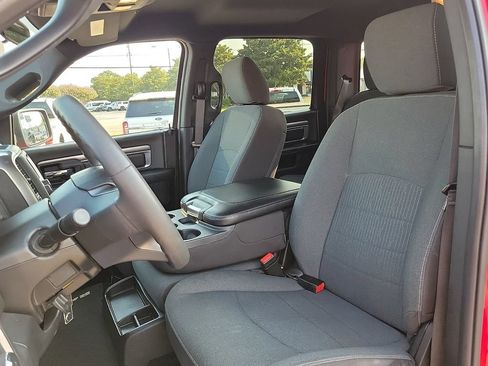 Used 2024 RAM 1500 Warlock RWD image 12