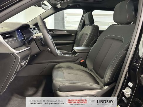 New 2026 Jeep Grand Cherokee L Laredo AWD/4WD image 19