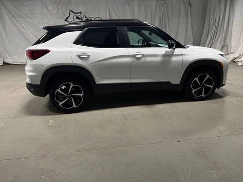 Used 2021 Chevrolet TrailBlazer RS w/ Convenience Package image 8