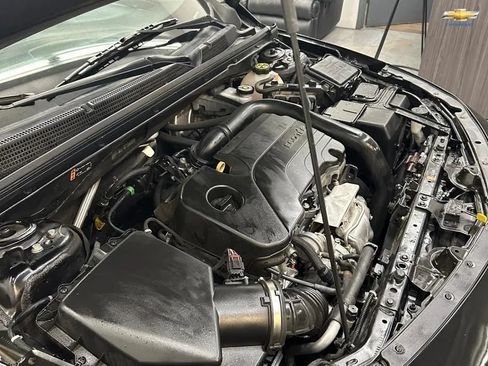 Used 2021 Chevrolet Malibu LT FWD image 35