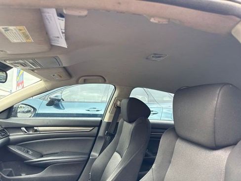 Used 2018 Honda Accord LX image 12