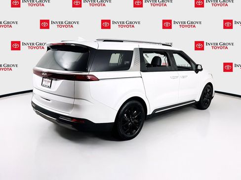 Used 2024 Kia Carnival SX Prestige image 5