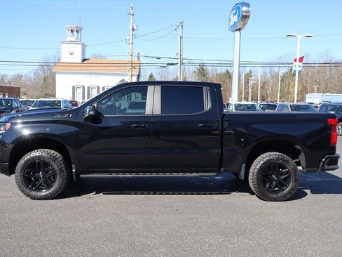 Used 2023 Chevrolet Silverado 1500 LT Trail Boss w/ LT Trail Boss Premium Package AWD/4WD image 15