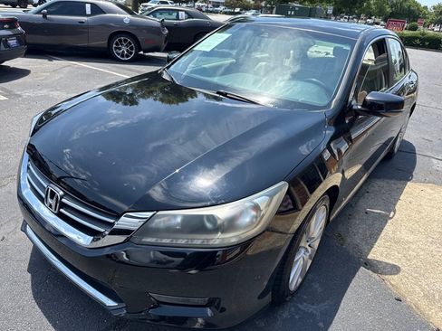Used 2015 Honda Accord EX-L image 1