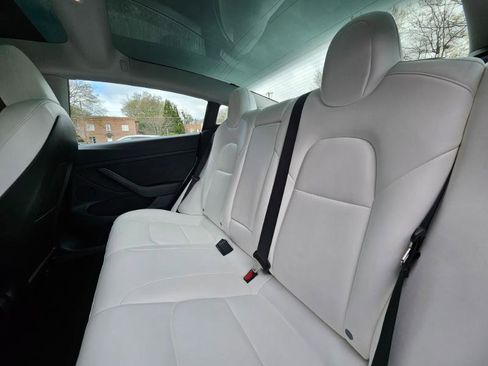 Used 2023 Tesla Model 3 Standard Range image 58