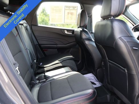 Used 2024 Ford Escape ST-Line Select w/ Tech Pack #1 AWD/4WD image 12