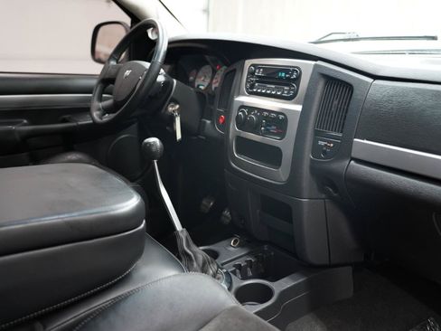 Used 2004 Dodge Ram 1500 Truck 2WD Regular Cab image 12