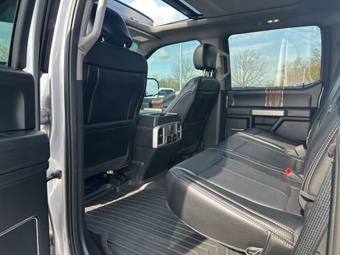 Used 2020 Ford F150 Lariat w/ Equipment Group 502A Luxury image 12