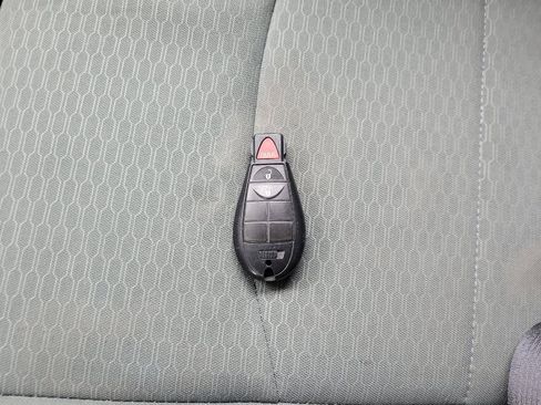 Used 2018 RAM 1500 Tradesman w/ Popular Equipment Group image 32