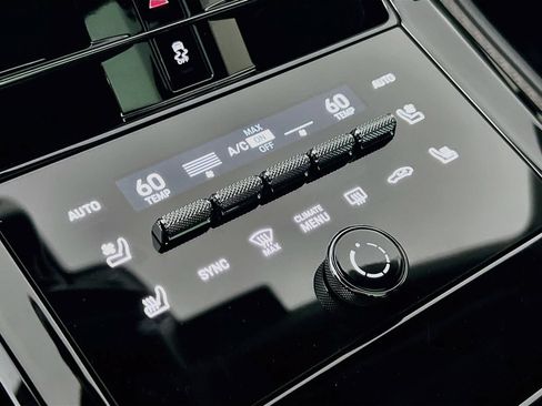 Certified 2026 Porsche Panamera GTS AWD/4WD image 18