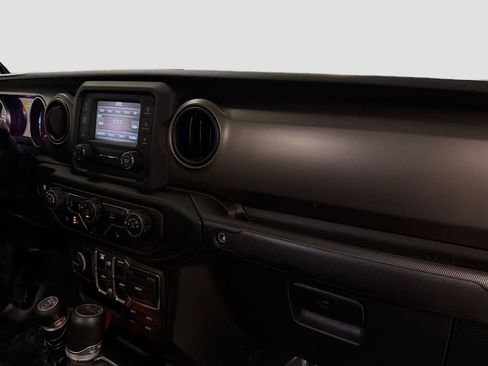 Used 2020 Jeep Gladiator Sport w/ Quick Order Package 24S AWD/4WD image 29
