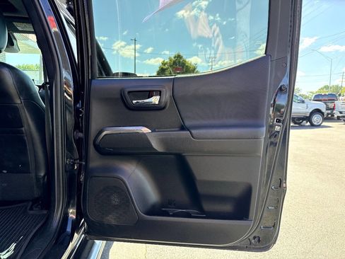 Used 2019 Toyota Tacoma TRD Pro image 33
