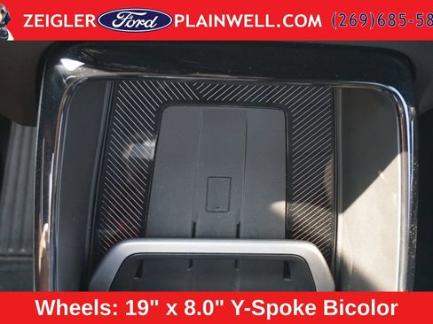 Used 2025 BMW X2 xDrive28i AWD/4WD image 23