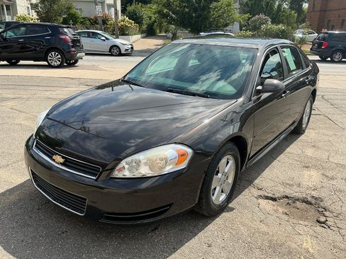Used 2009 Chevrolet Impala LT FWD image 8