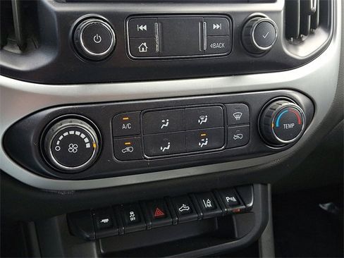 Used 2020 Chevrolet Colorado LT w/ Safety Package image 15